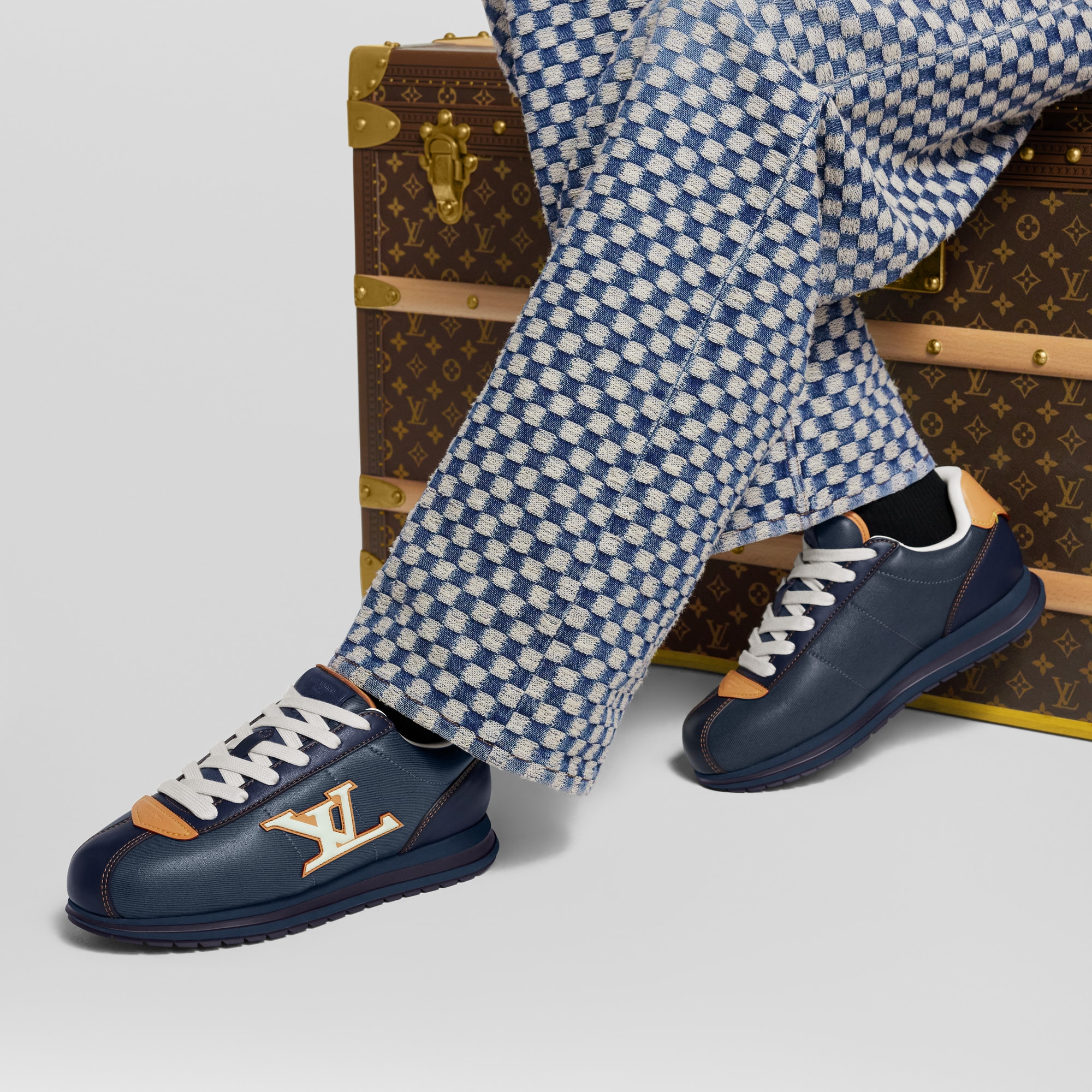 LV BUTTERSOFT Sneaker  in Men