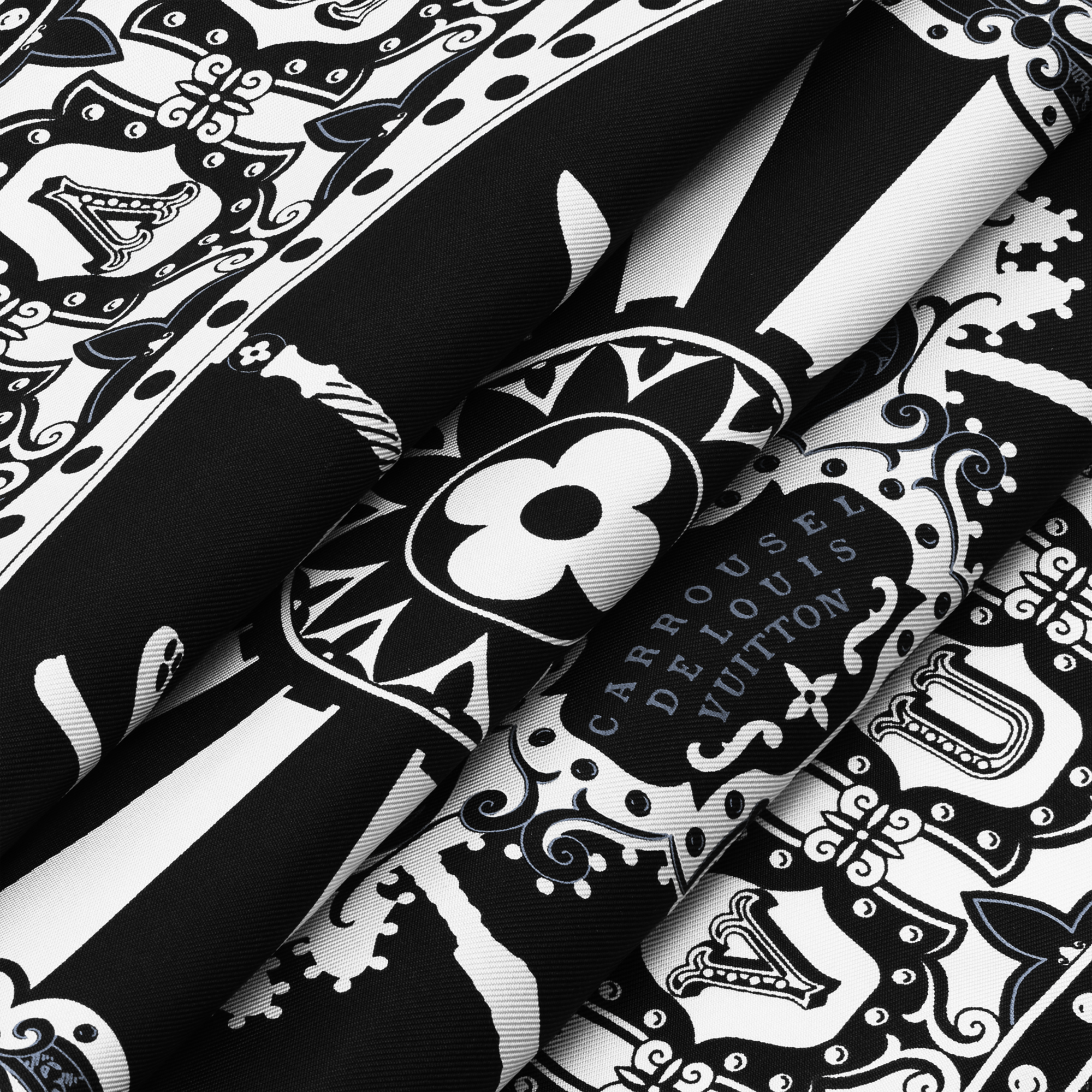 LV Carrousel Square 70 S00 in Women