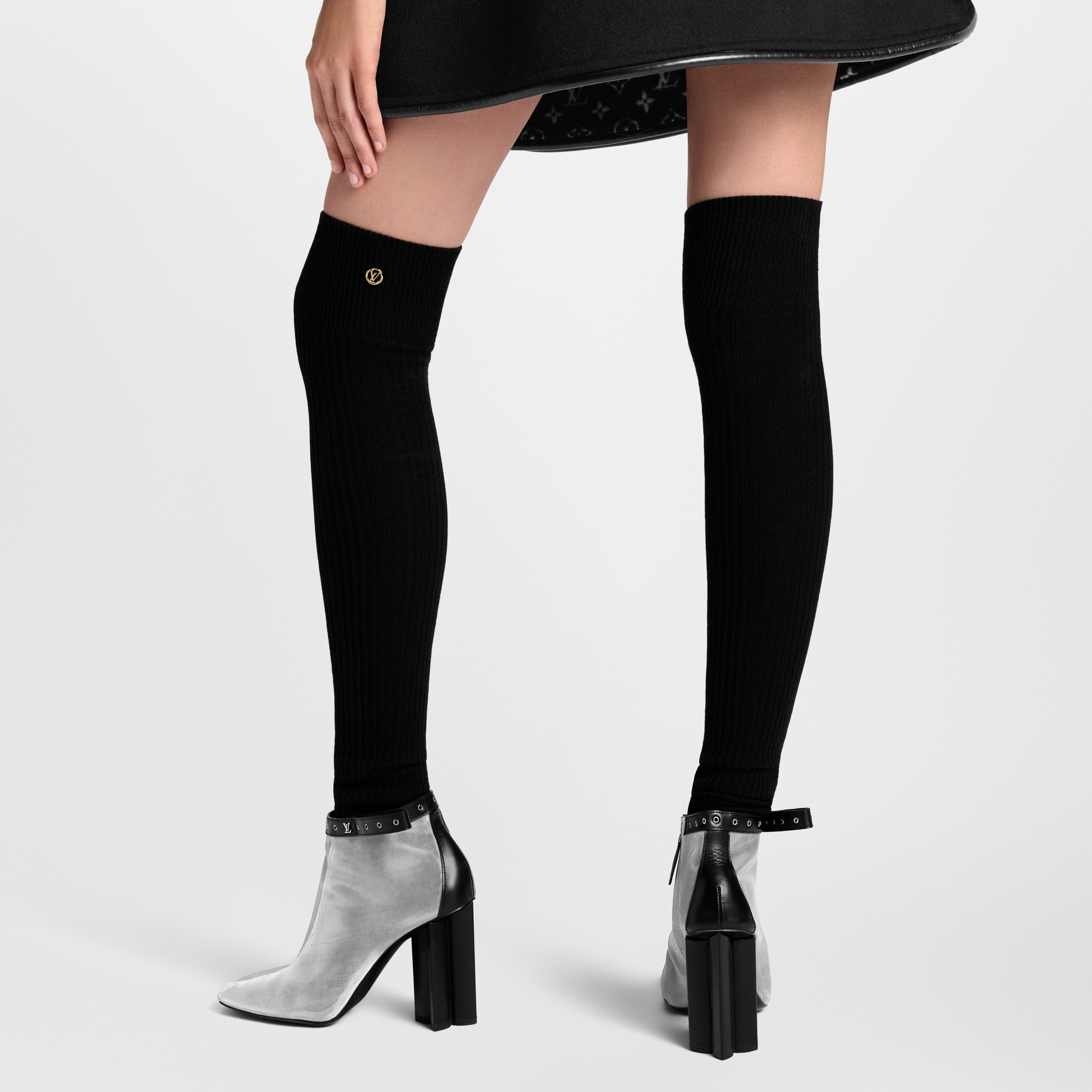 LV Circle Socks S00 in Women