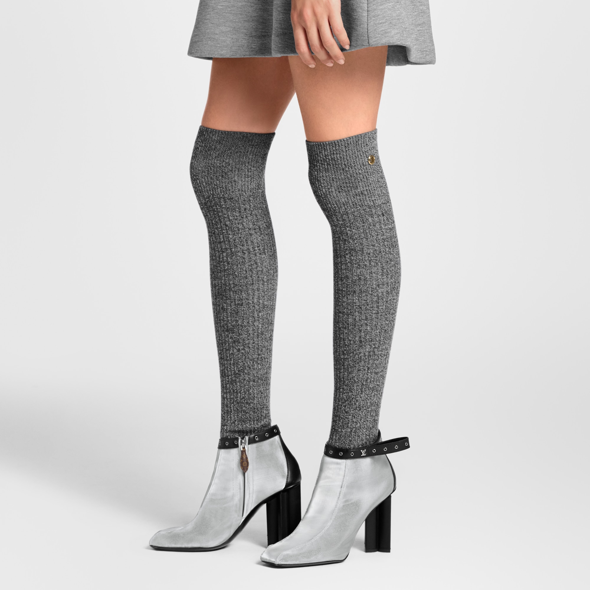 LV Circle Socks S00 in Women