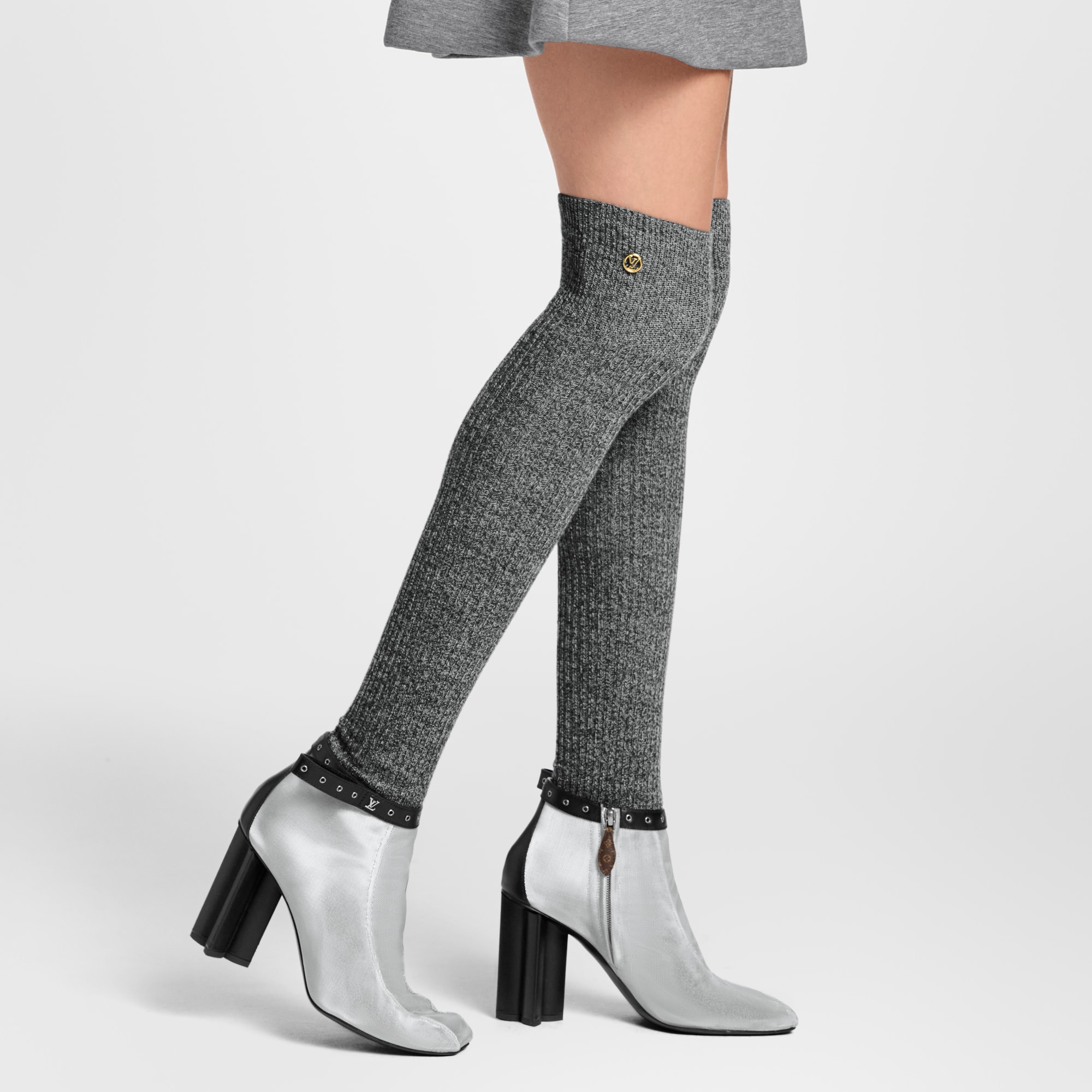 LV Circle Socks S00 in Women