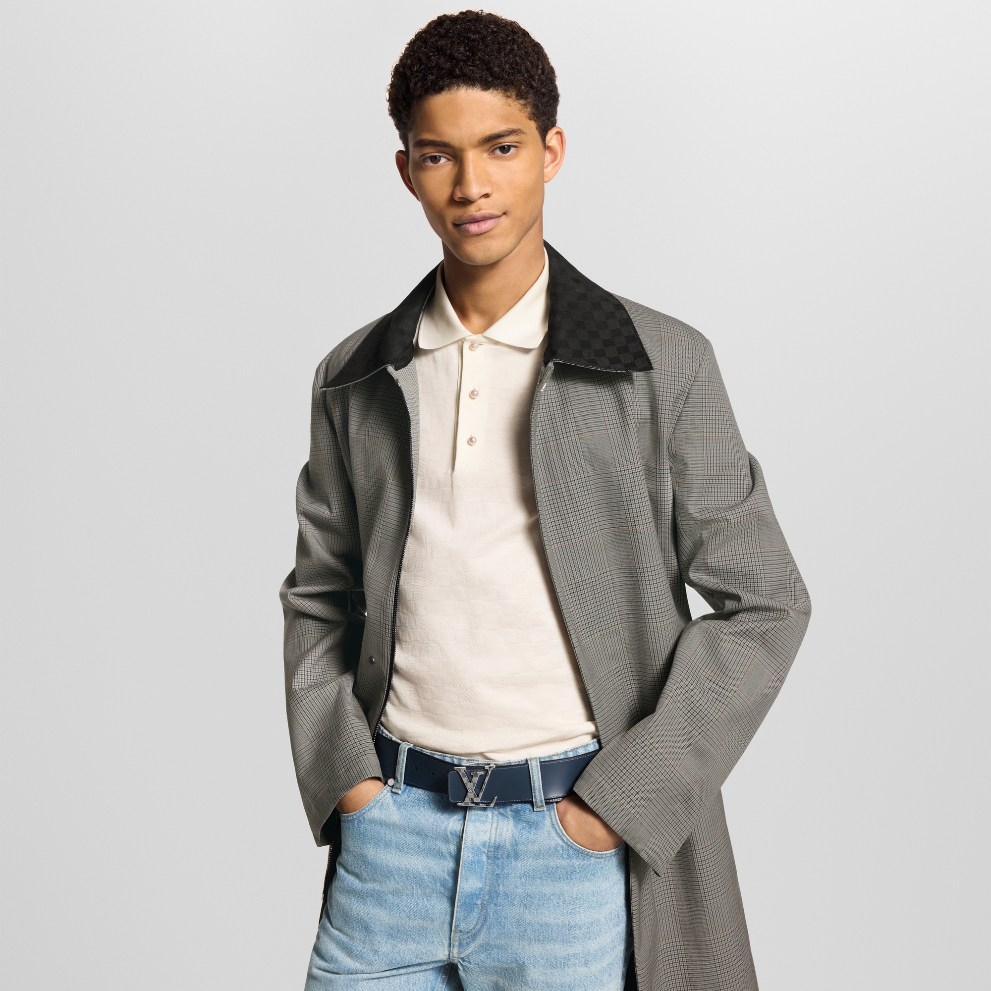 LV Damier 40mm Reversible Belt  in Men