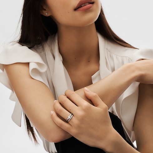 LV Diamonds Solitaire, LV Monogram Star cut in Jewelry's Collections LV Diamonds collections by Louis Vuitton (Product zoom)