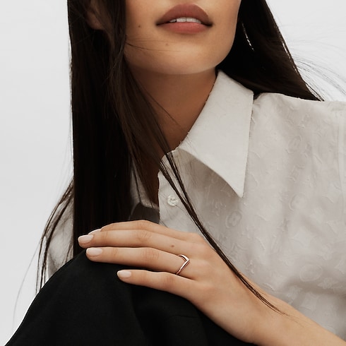 LV Diamonds V Ring, Pink Gold in Jewelry's Categories Wedding Bands collections by Louis Vuitton (Product zoom)