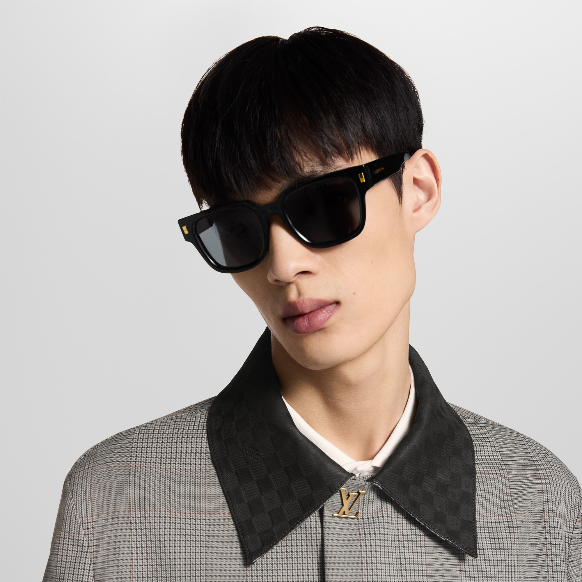 LV Escape Square Sunglasses S00 in Men