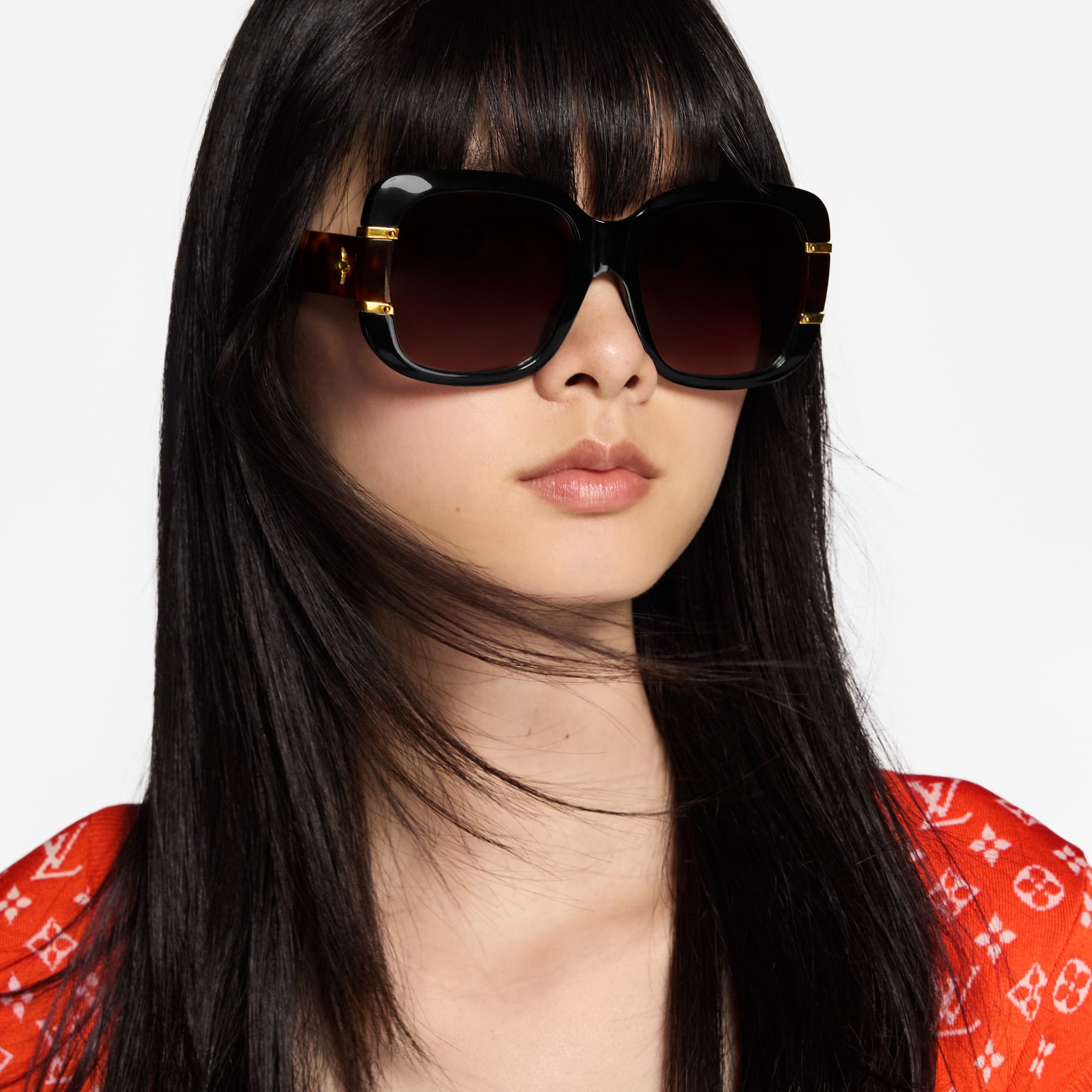 LV Estate Butterfly Sunglasses S00 - Accessories | LOUIS VUITTON display picture 2