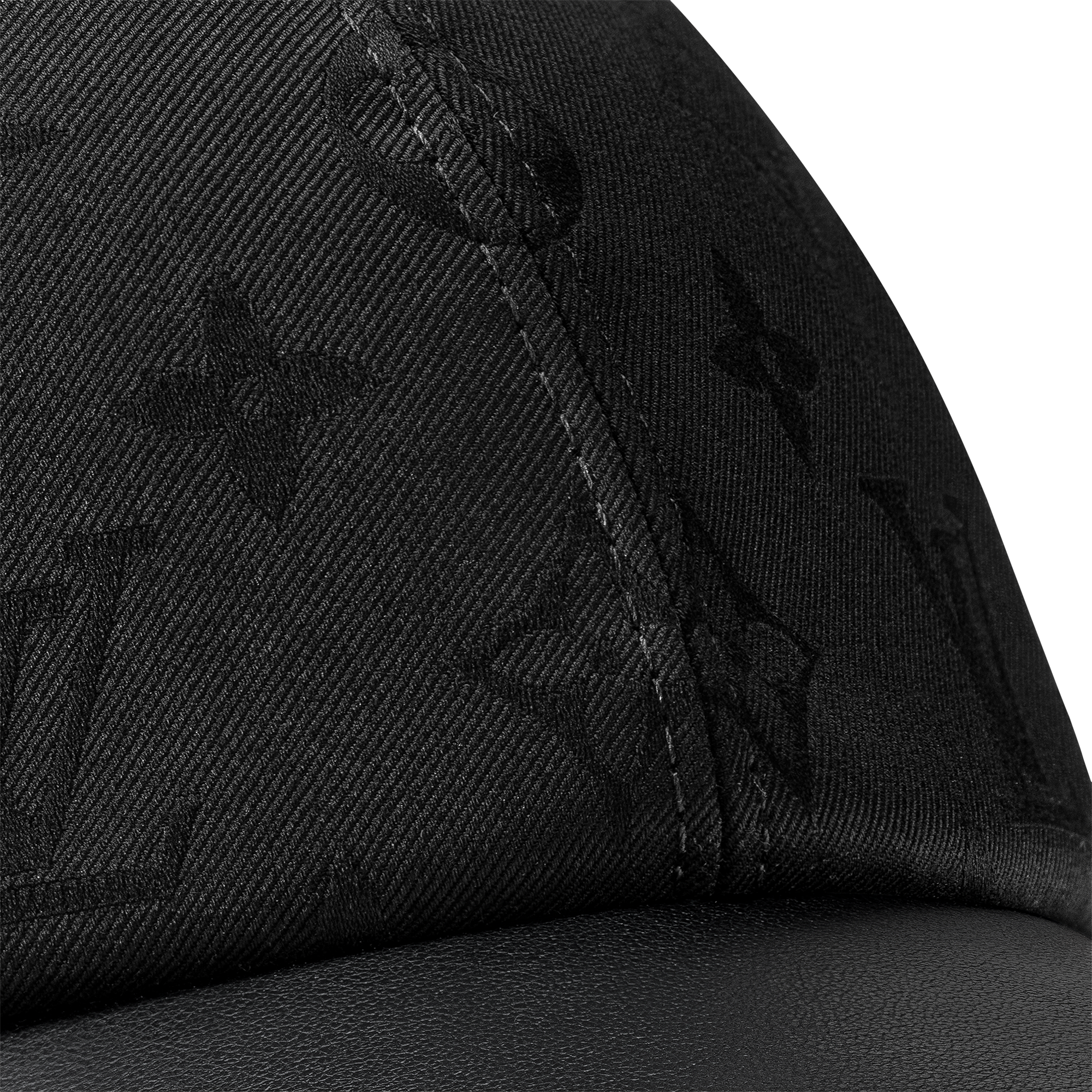 LV First Cap S00 in Women