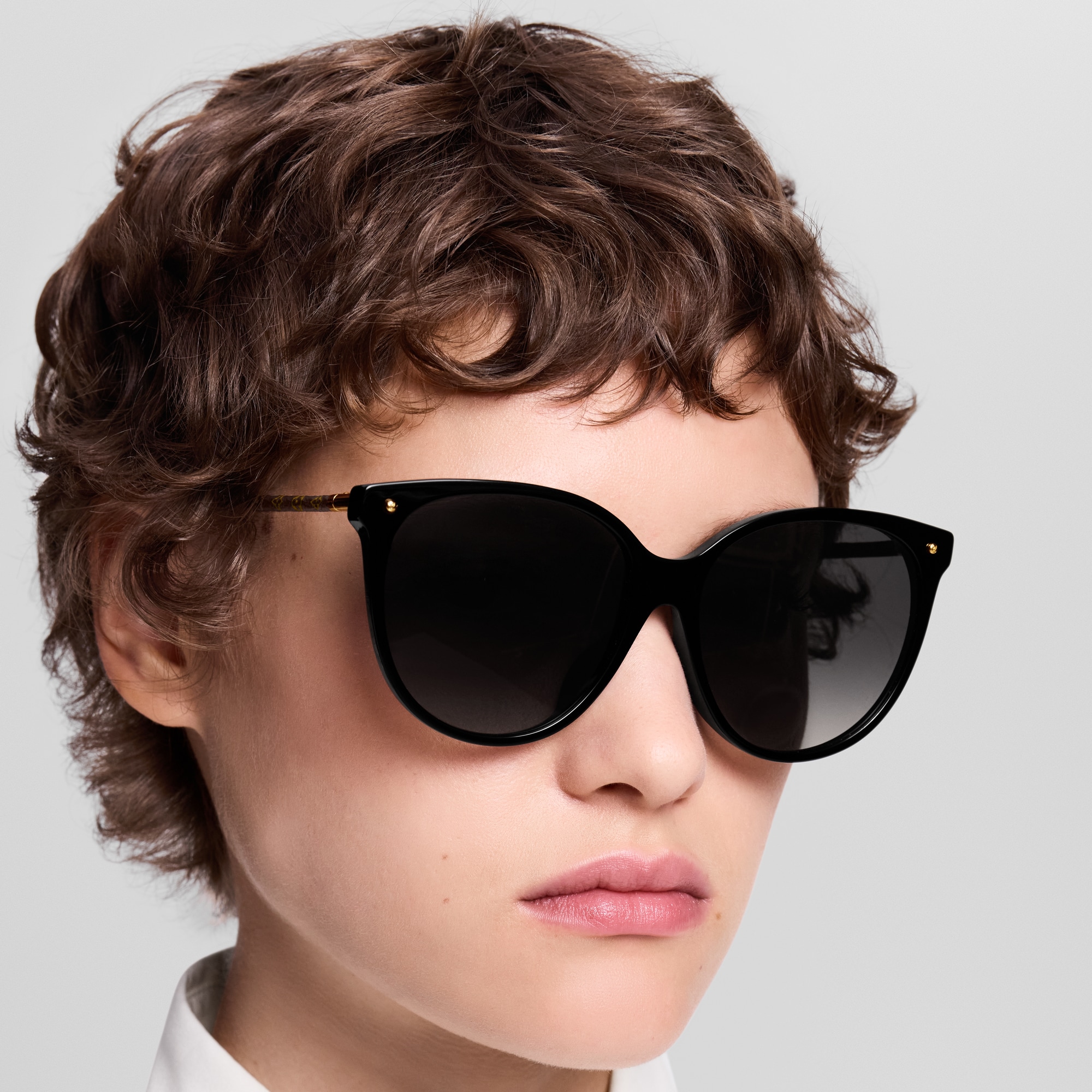 LV First Round Sunglasses S00 in Women