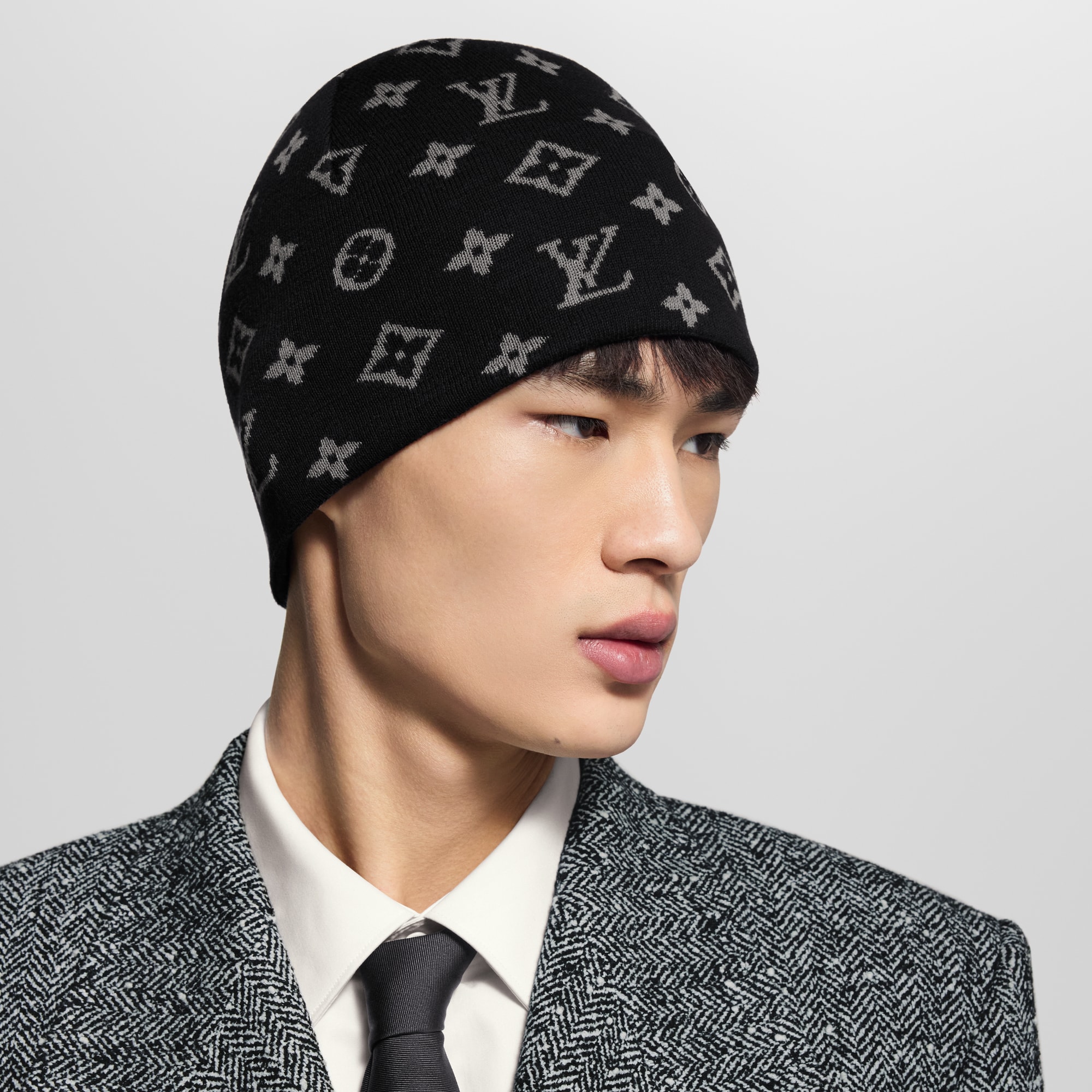 LV Fit Monogram Beanie S00 in Men