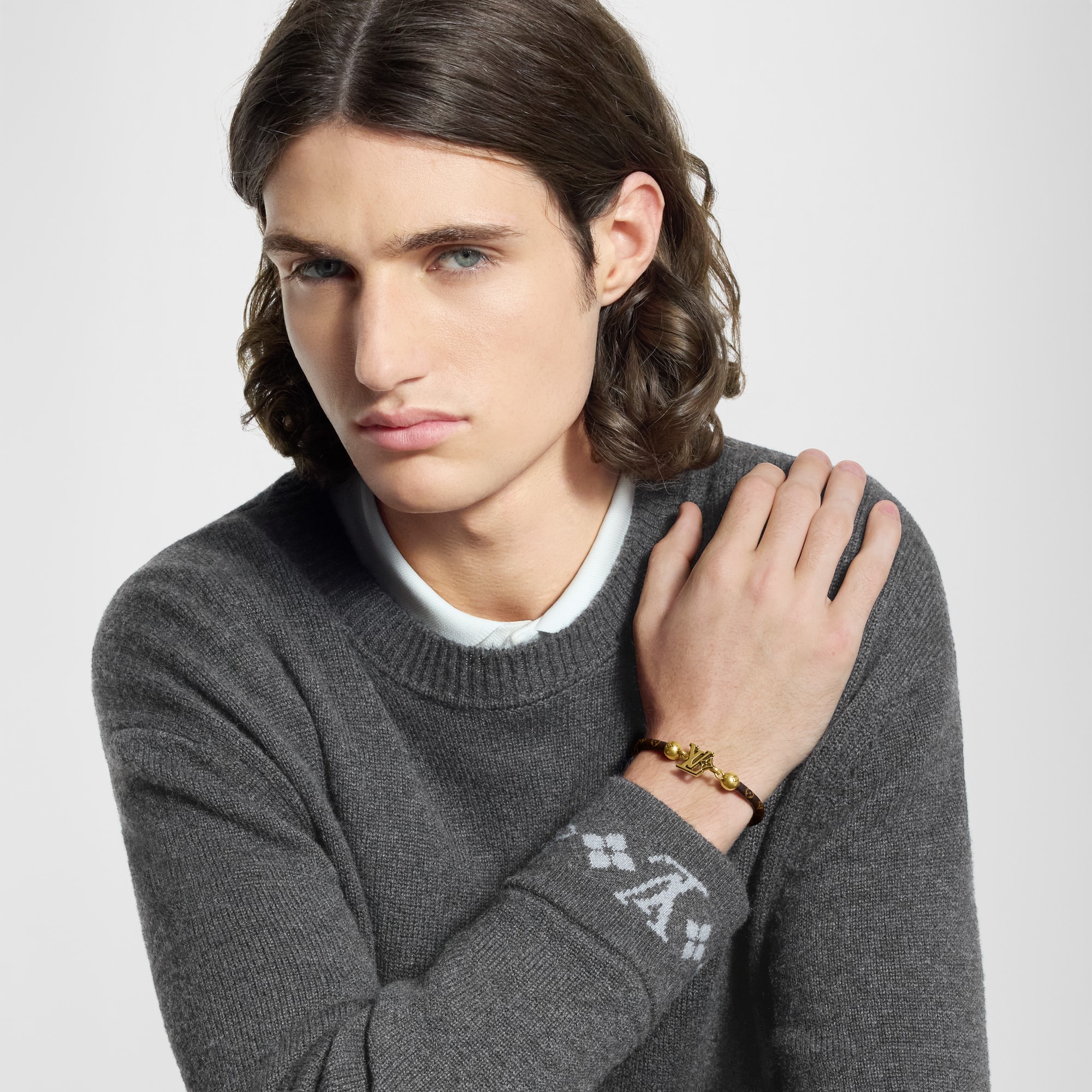 LV Flower Hook Bracelet

  in Men