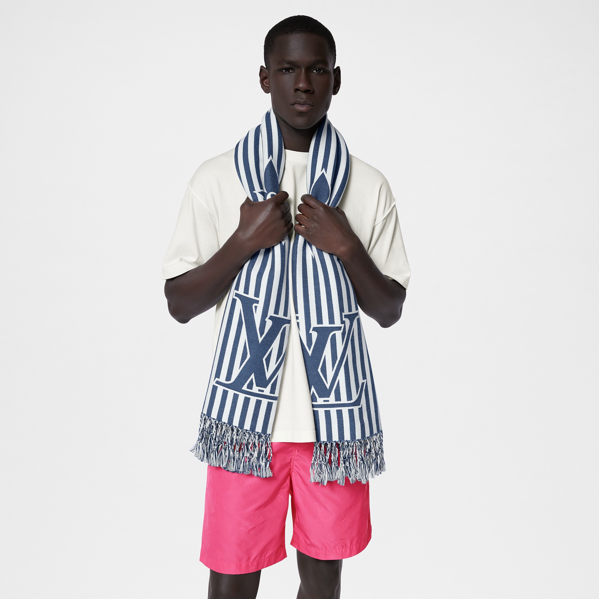 LV Graphical Beach Blanket S00 in Men