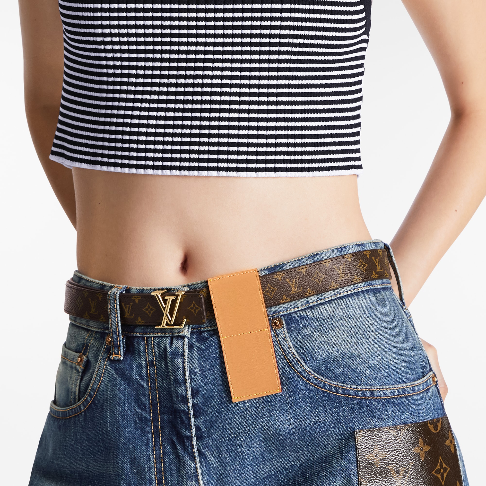 Authentic Louis Vuitton women’s belt. CE LV 25 Mini D EBE 90
Worn only twice Louis Vuitton Women main image 3