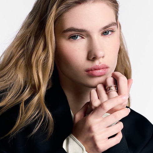 LV Iconic Ring S00 in Women's Fashion Jewelry All Fashion Jewelry collections by Louis Vuitton (Product zoom)