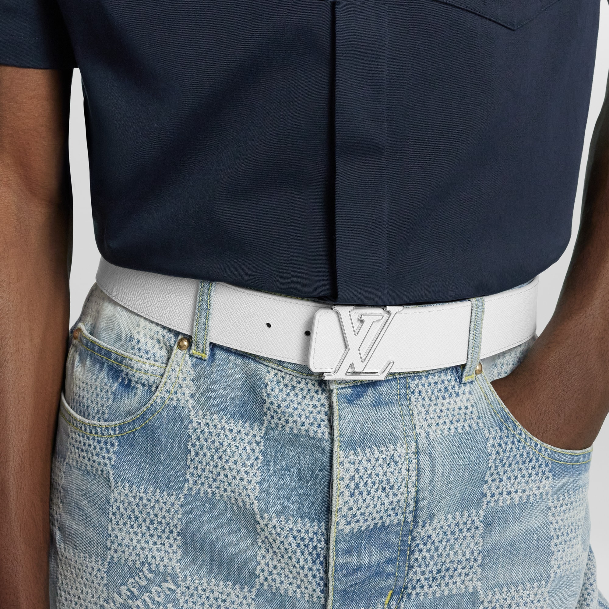 LV Initiales 40mm Reversible Belt Taigarama in Men