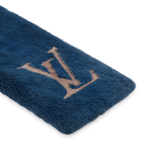 LV Initiales Fur Scarf S00 in Men's Accessories Scarves collections by Louis Vuitton (Product zoom)