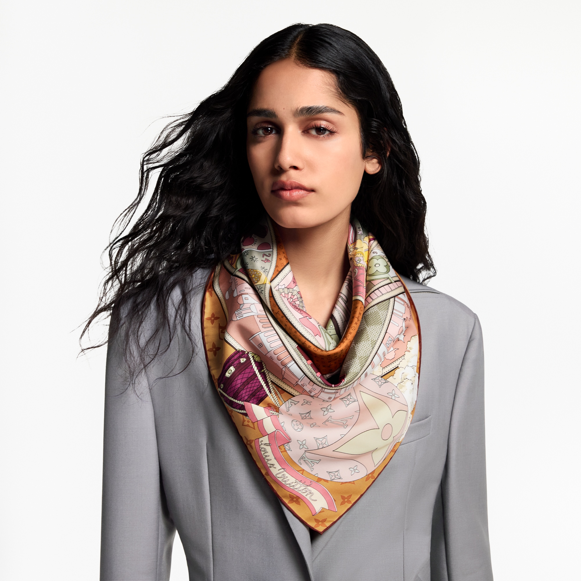 LV Journey Square 90 S00 in Women