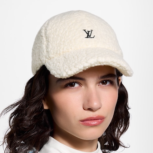 LV League Wool Bouclette Cap S00 in Women's Accessories Hats and Gloves collections by Louis Vuitton (Product zoom)