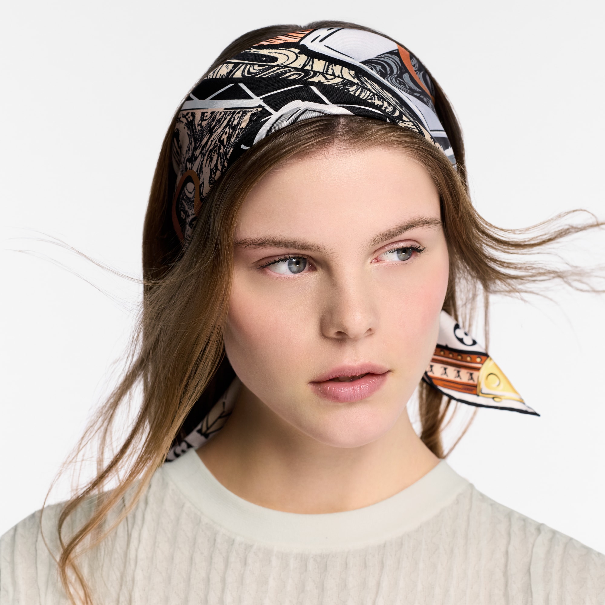 LV Library Square 70 S00 in Women