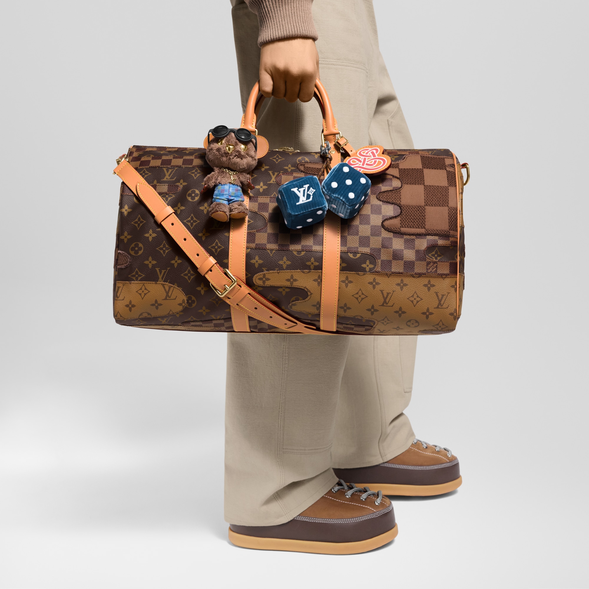 LV Lucky Dice Bag Charm

 S00 in Men