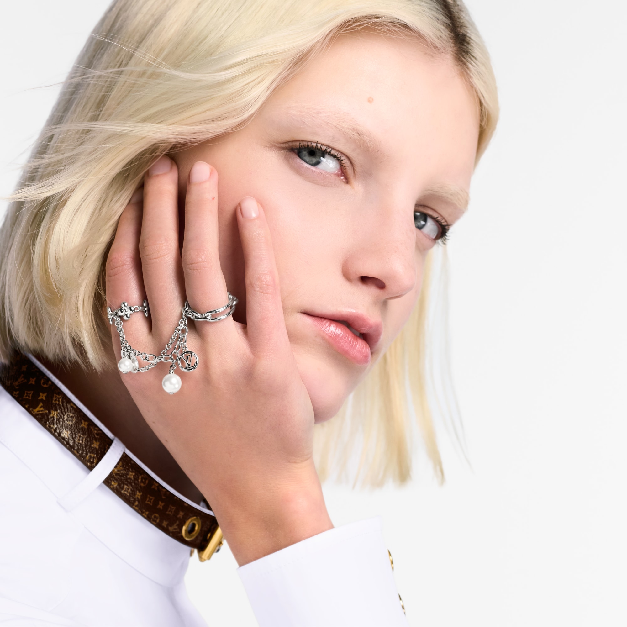 LV Mix Chains Set Of Rings S00 in Women