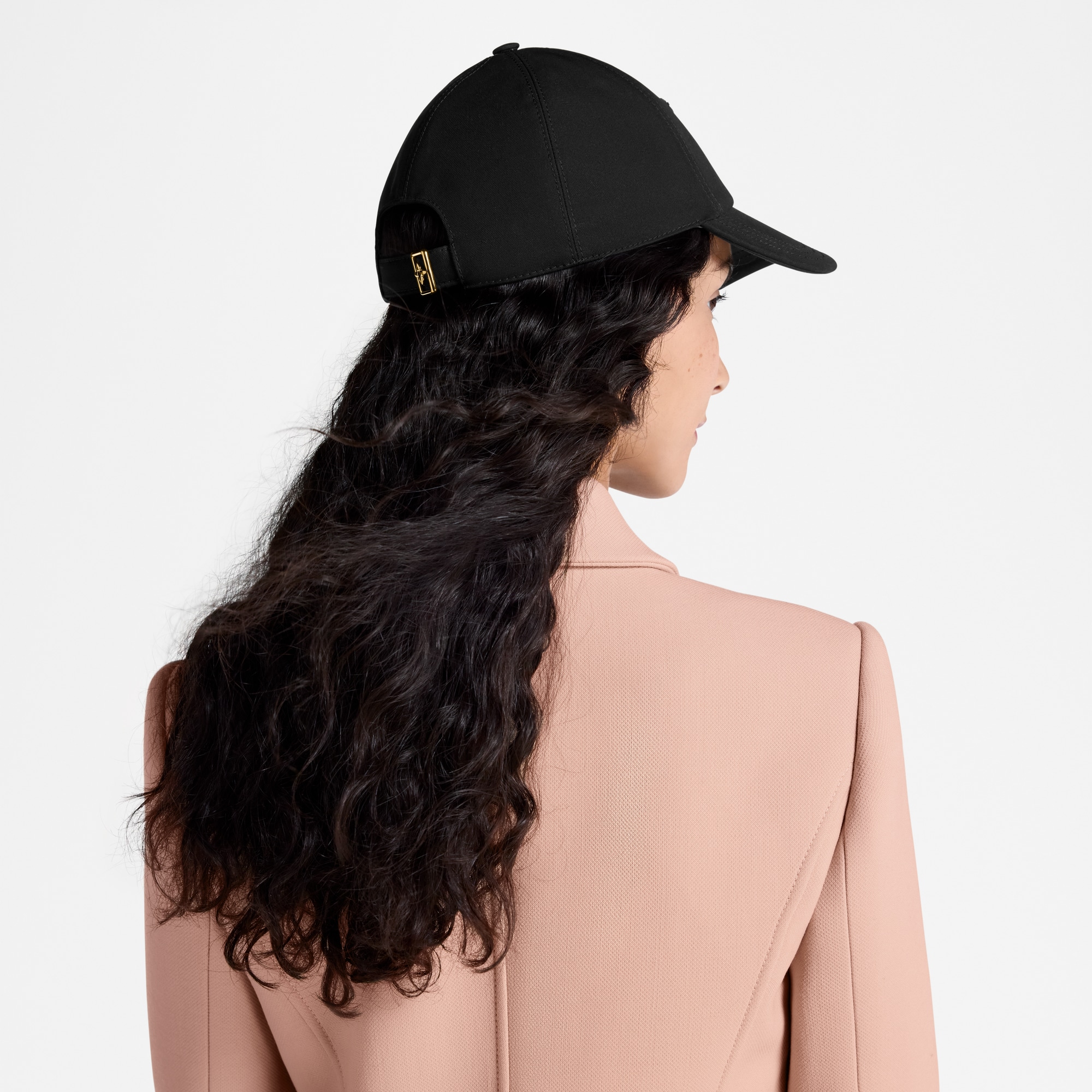 LV Signature Cap S00 in Women