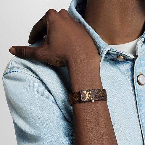 LV Slim Bracelet cropped view