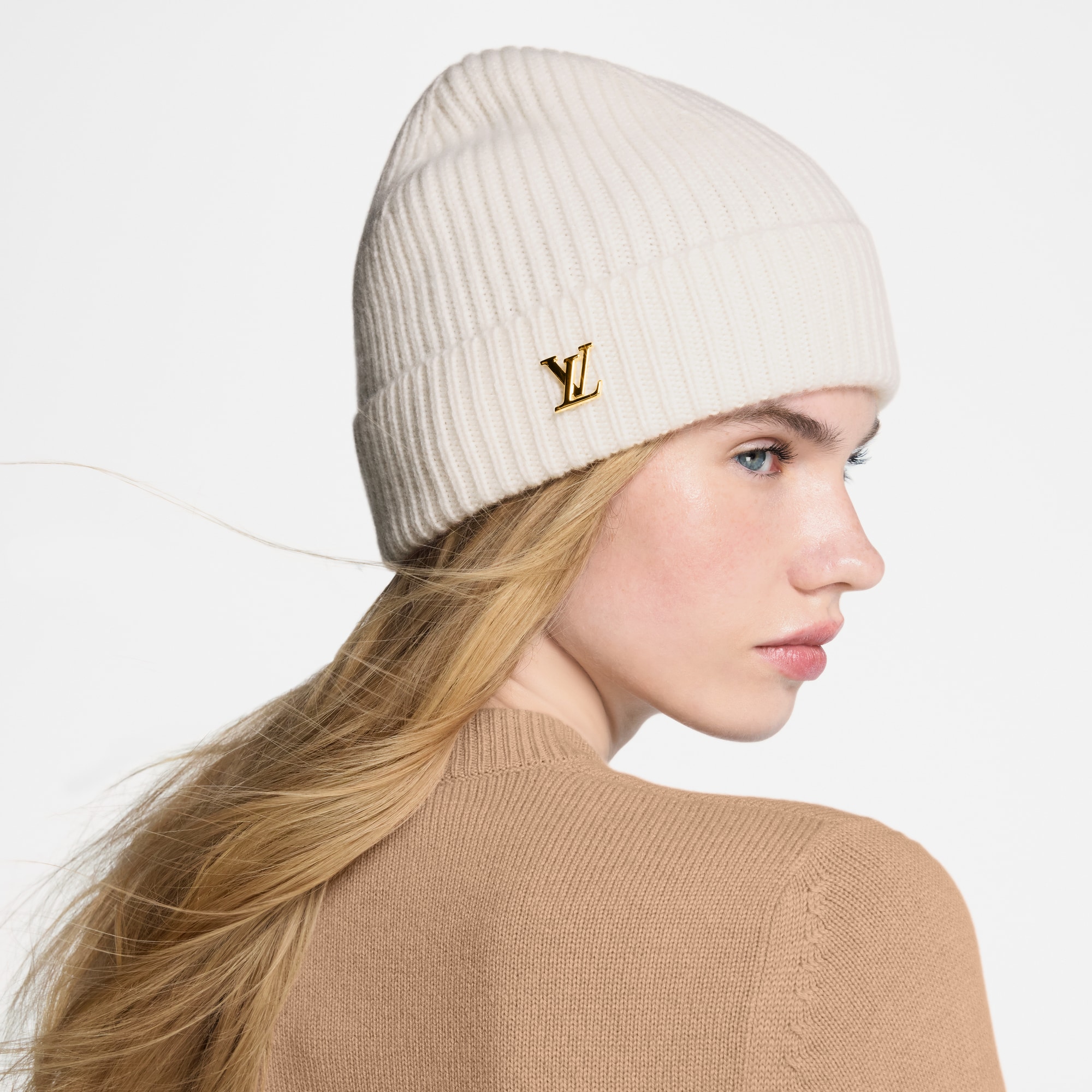 LV Spark Beanie S00 in Women