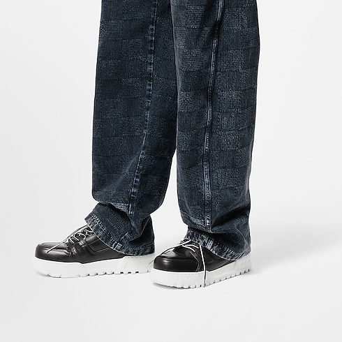 LV Trainer Maxi Sneaker in Men's Shoes Sneakers collections by Louis Vuitton (Product zoom)