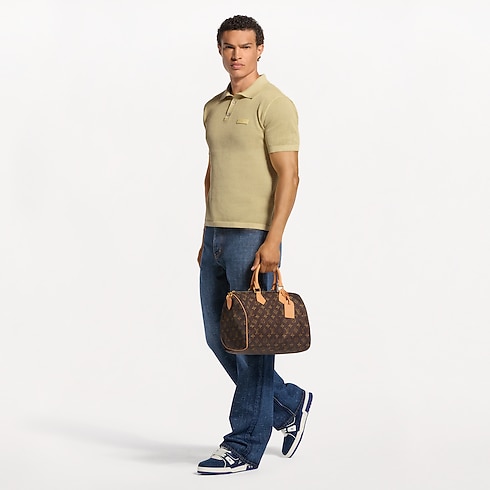 LV Trainer Sneaker in Men's Shoes Sneakers collections by Louis Vuitton (Product zoom)