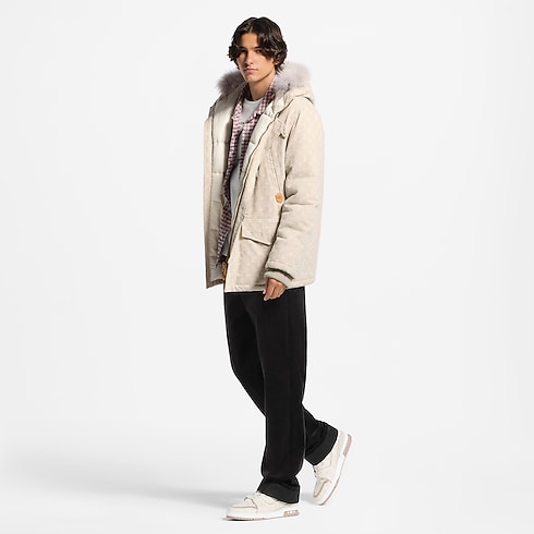 LV Trainer Sneaker in Men's Shoes Sneakers collections by Louis Vuitton (Product zoom)