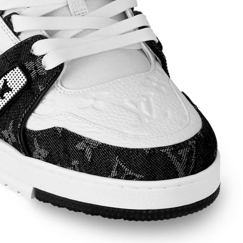 LV Trainer Sneaker in Men's Shoes Sneakers collections by Louis Vuitton (Product zoom)