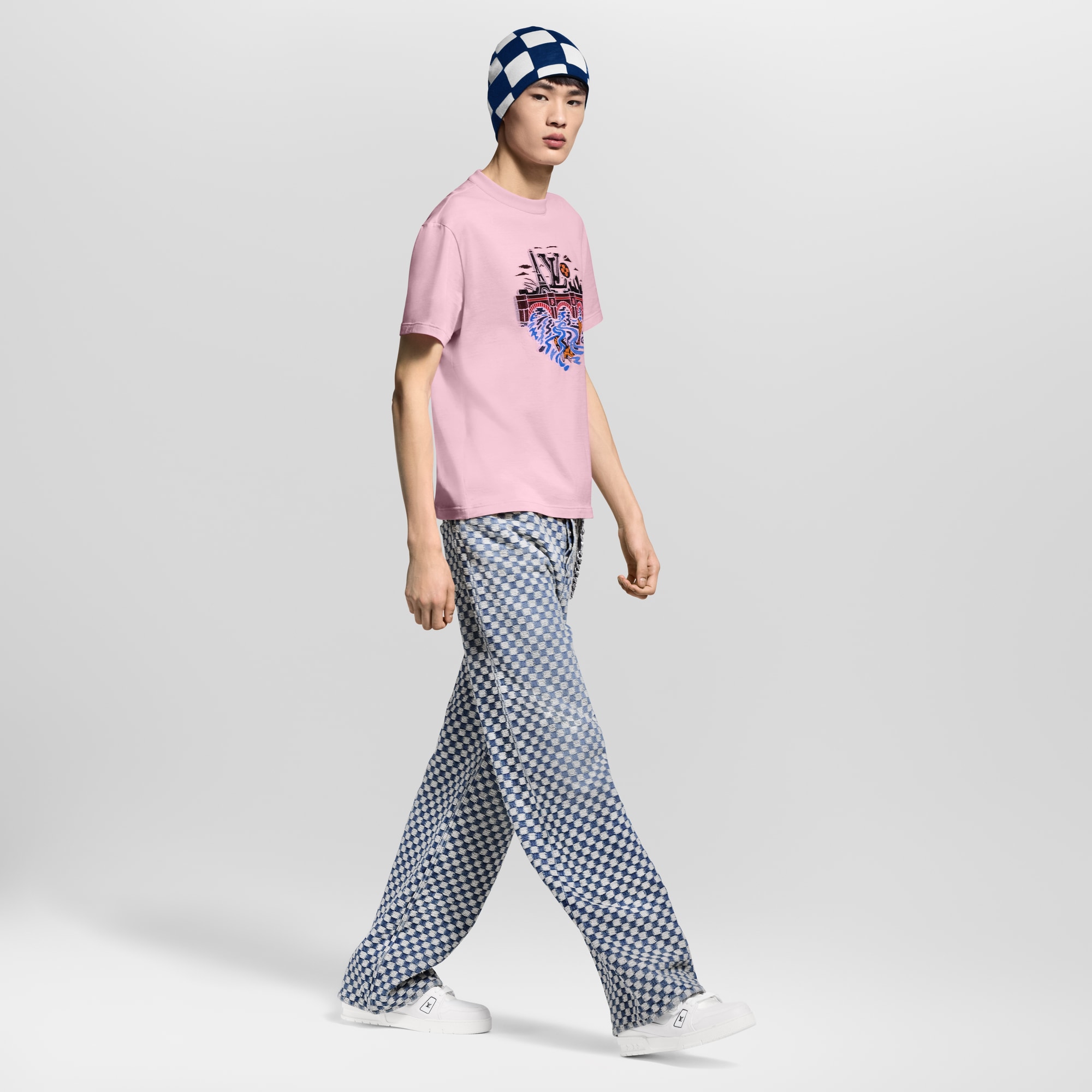 LV Trainer Sneaker  in Men