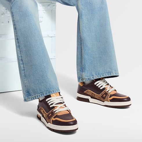 LV Trainer Sneaker in Men's Shoes Sneakers collections by Louis Vuitton (Product zoom)