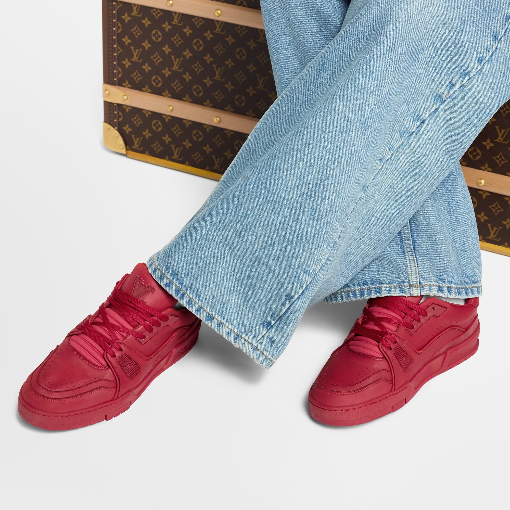 LV Trainer Sneaker Distressed  in Men