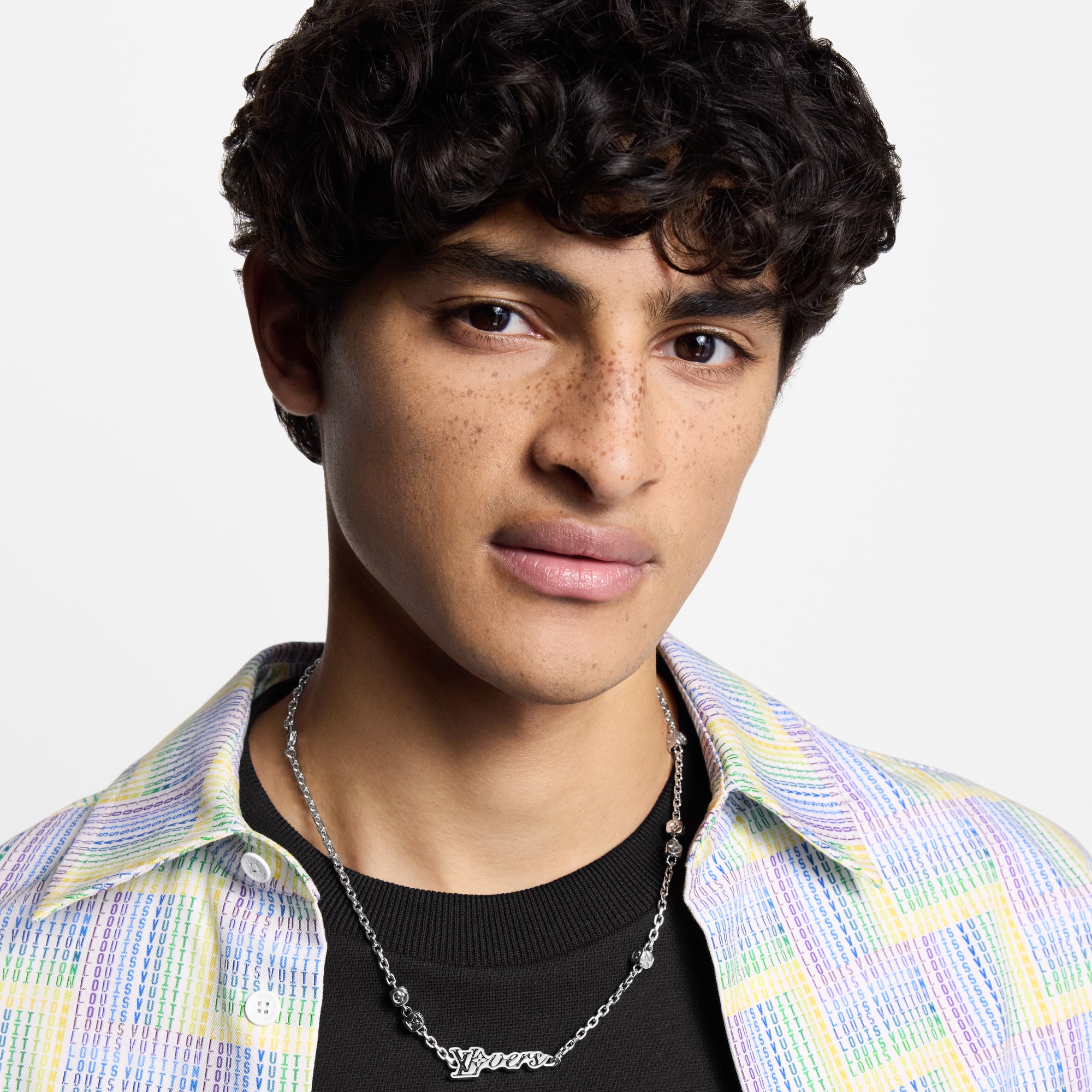 LV Vers Dice Necklace S00 in Men