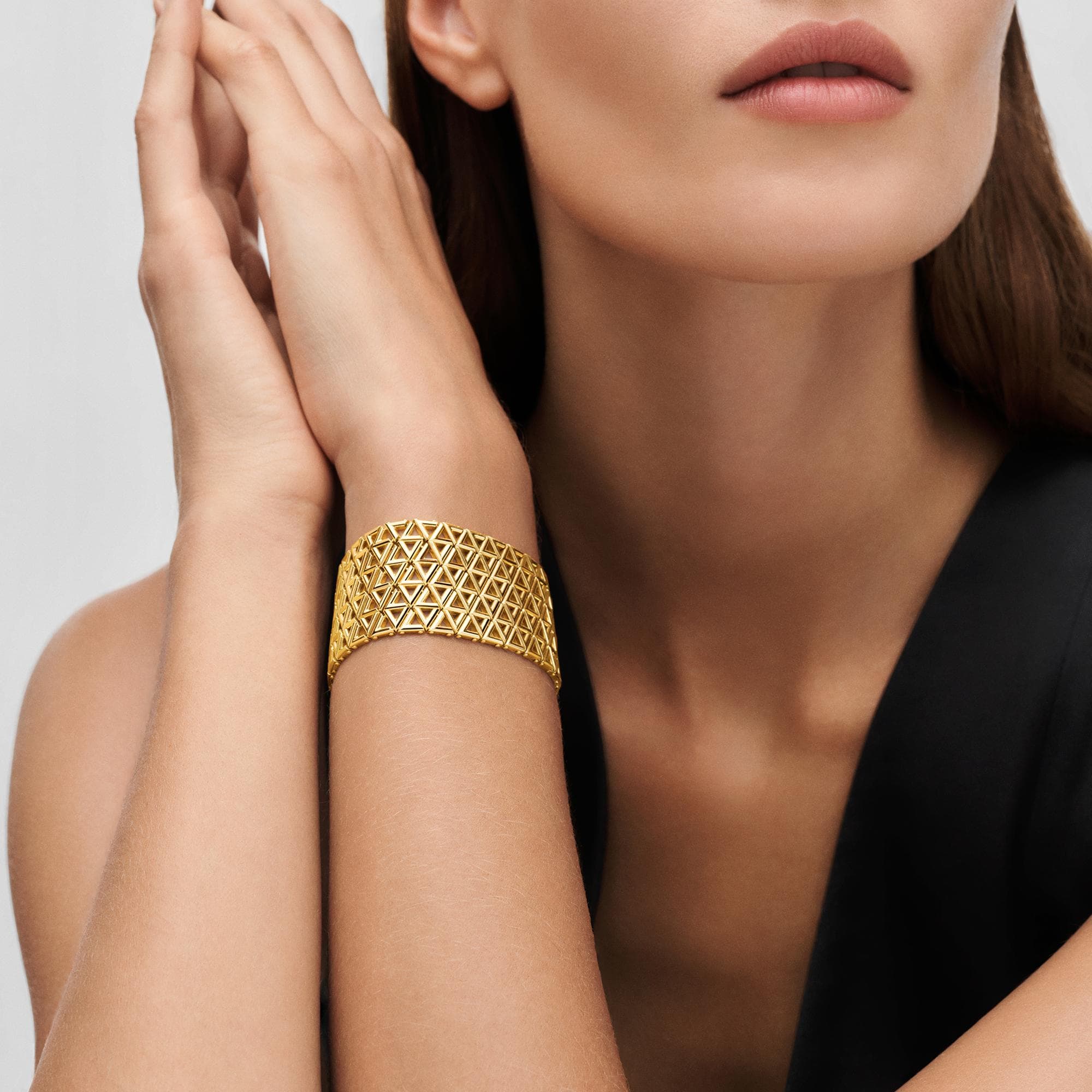 LV Volt Mesh Bracelet, Yellow Gold  in Jewelry