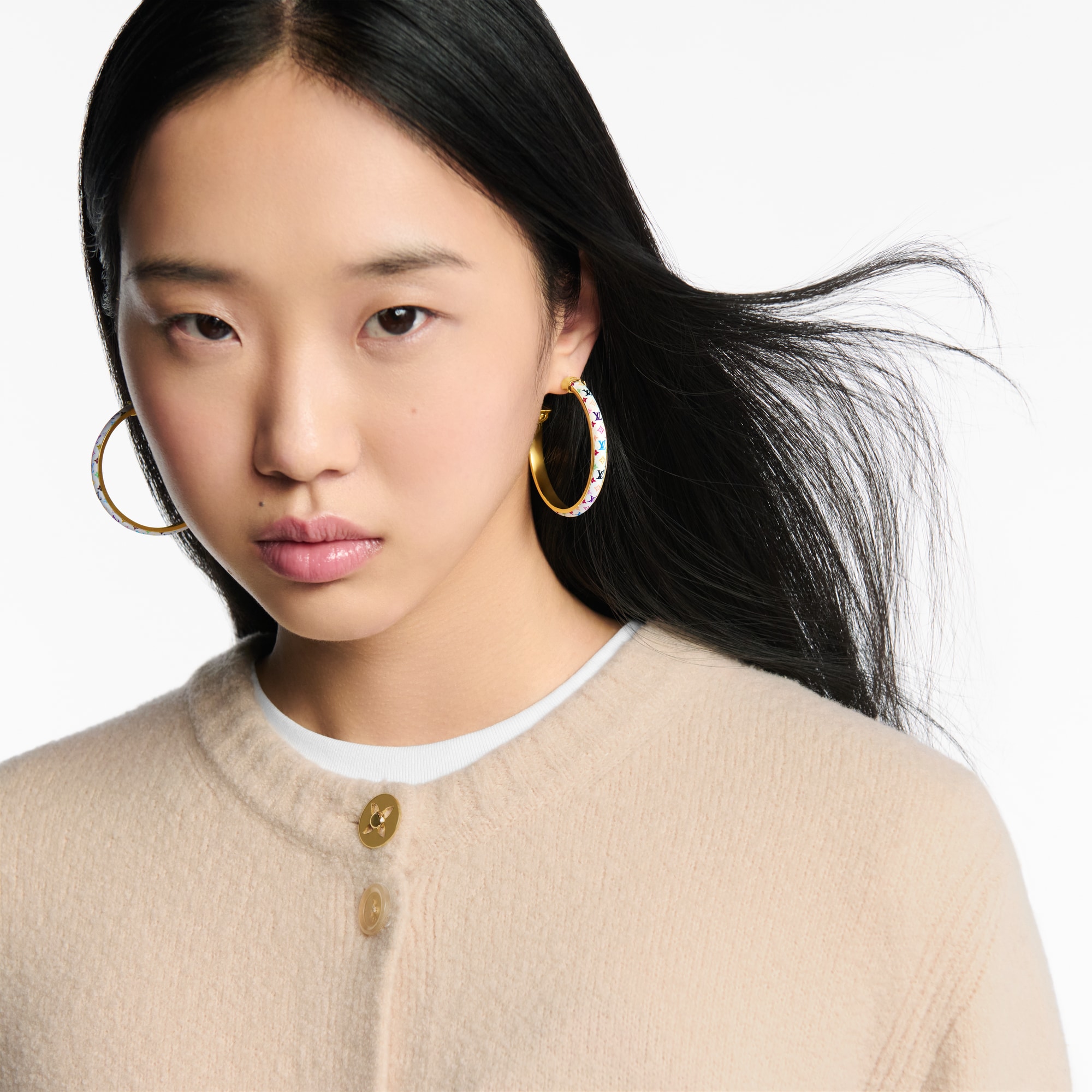 Earrings Collection for Women | LOUIS VUITTON