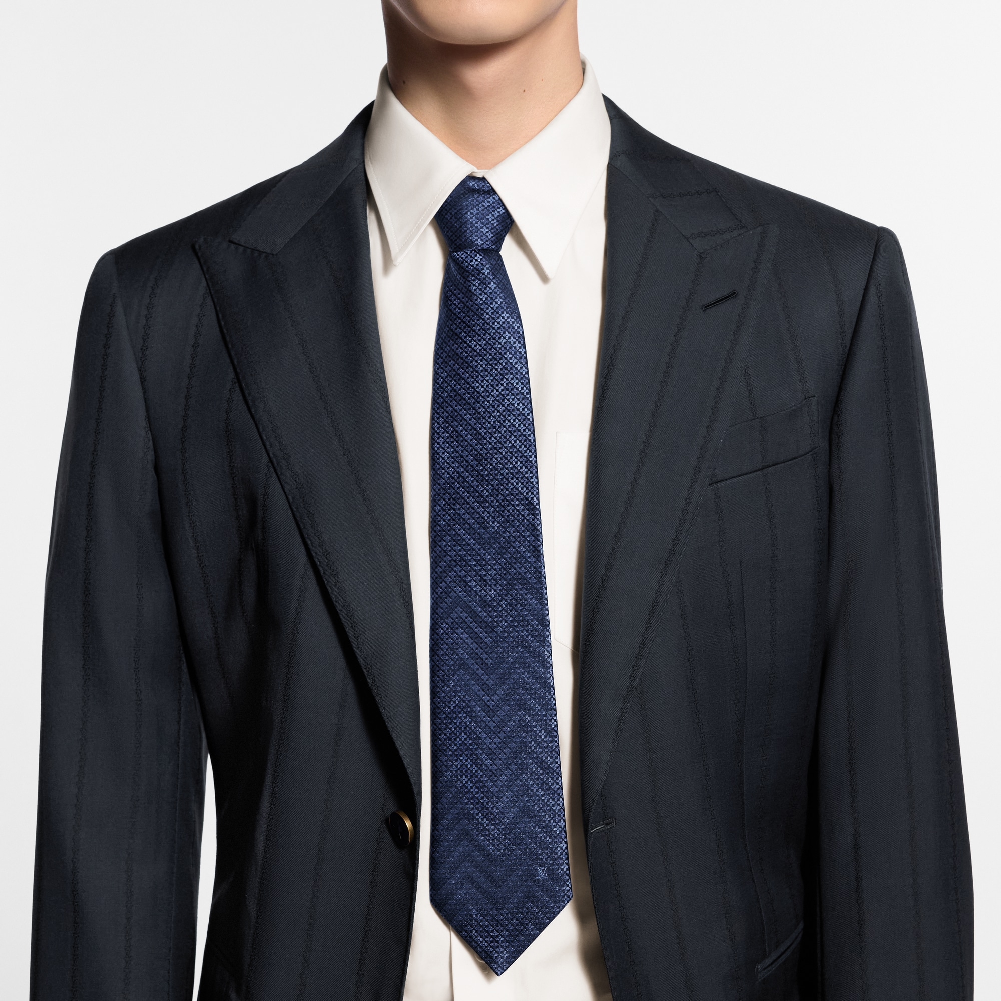 LV Zigzag Tie S00 in Men