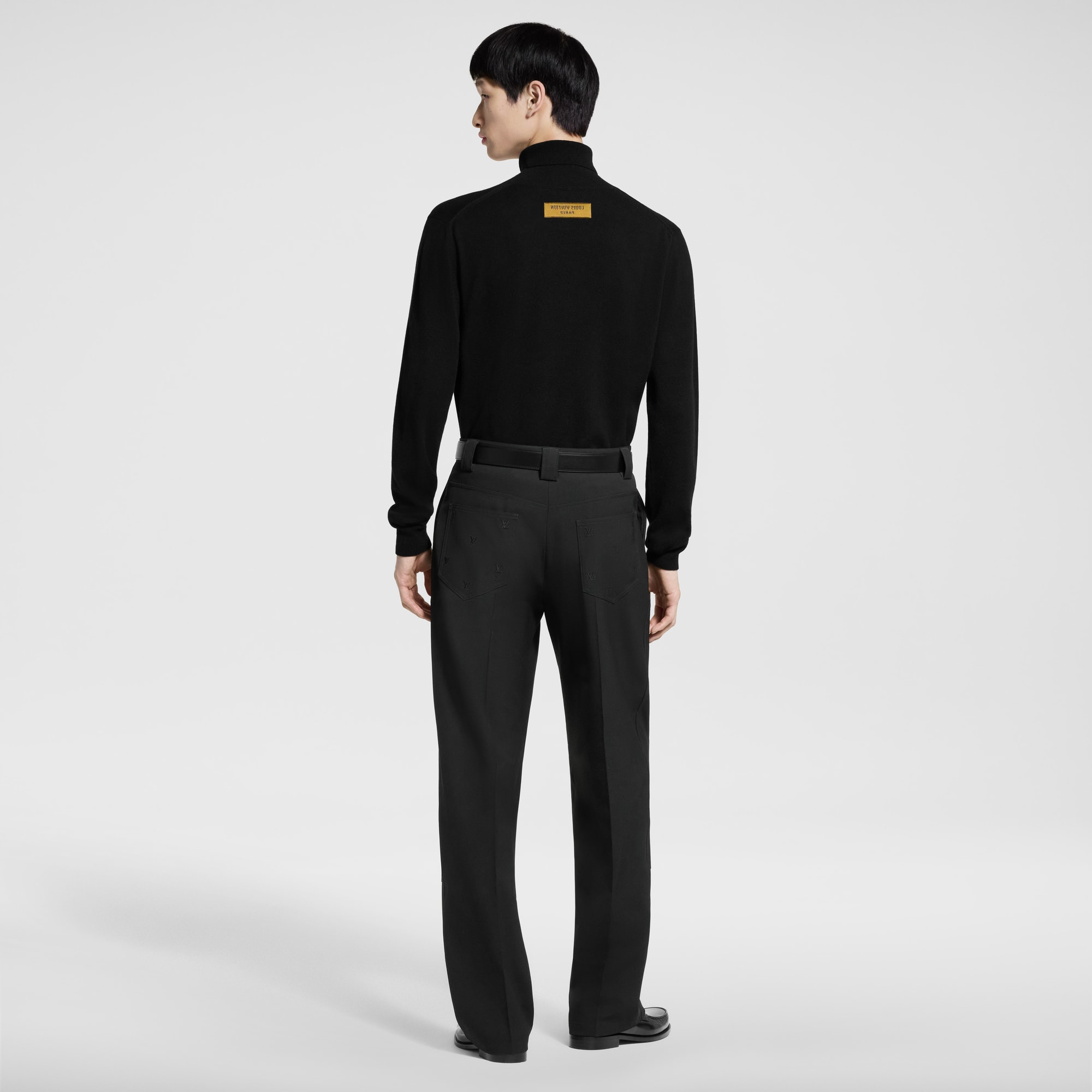 LVSE LV Embossed Turtle Neck  in New