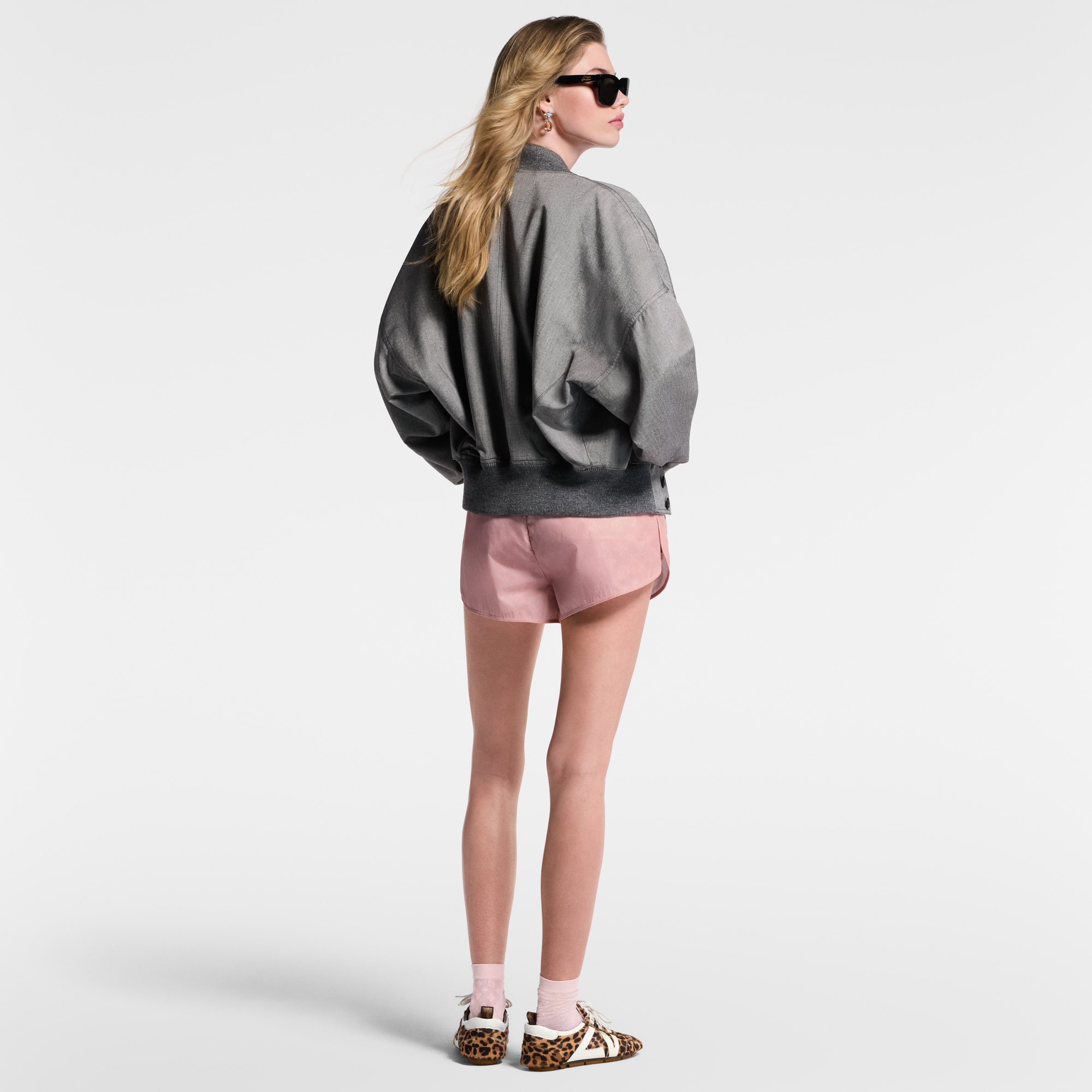 Mahina Jogging Shorts  in Women