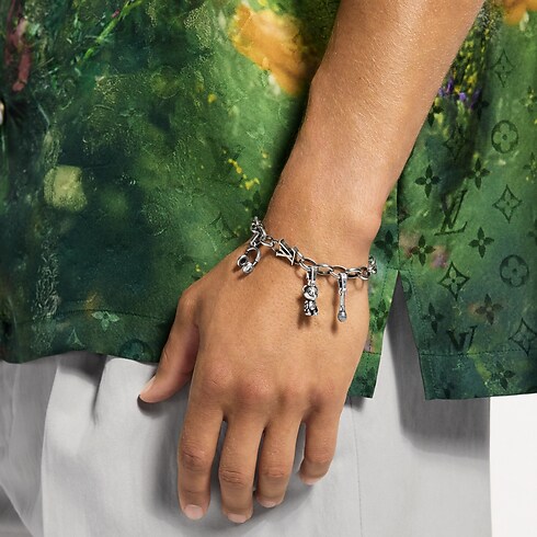 Microphone Charm S00 in Men's Fashion Jewelry All Fashion Jewelry collections by Louis Vuitton (Product zoom)