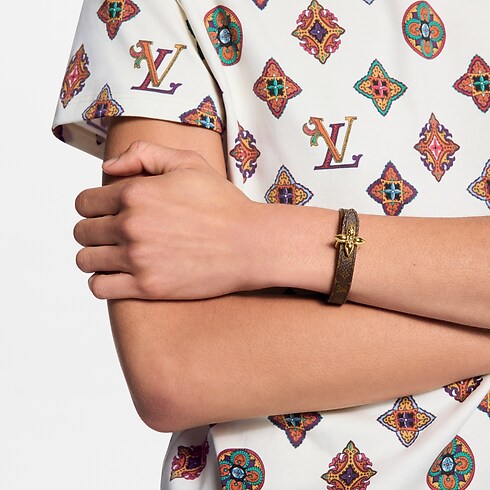 Mini Flowergram Reversible Bracelet in Women's Fashion Jewelry Bracelets collections by Louis Vuitton (Product zoom)