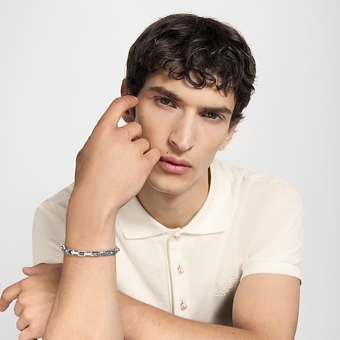 Mini Monogram Chain Bracelet S00 in Men's Fashion Jewelry Bracelets collections by Louis Vuitton (Product zoom)