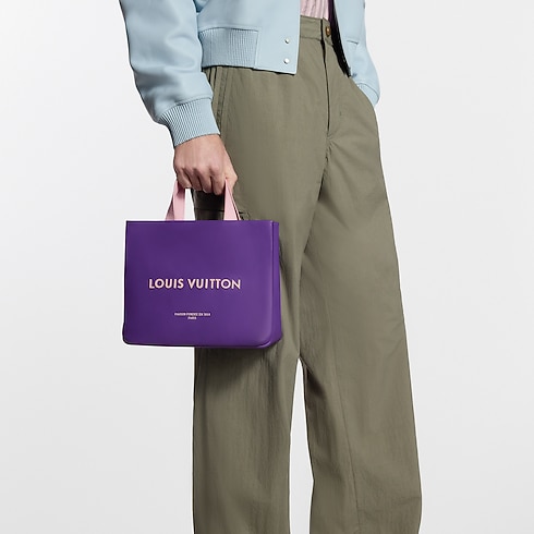 Mini Shopper Tote H41 in Bags and Small Leather Goods's Men Bags Shopper Tote collections by Louis Vuitton (Product zoom)