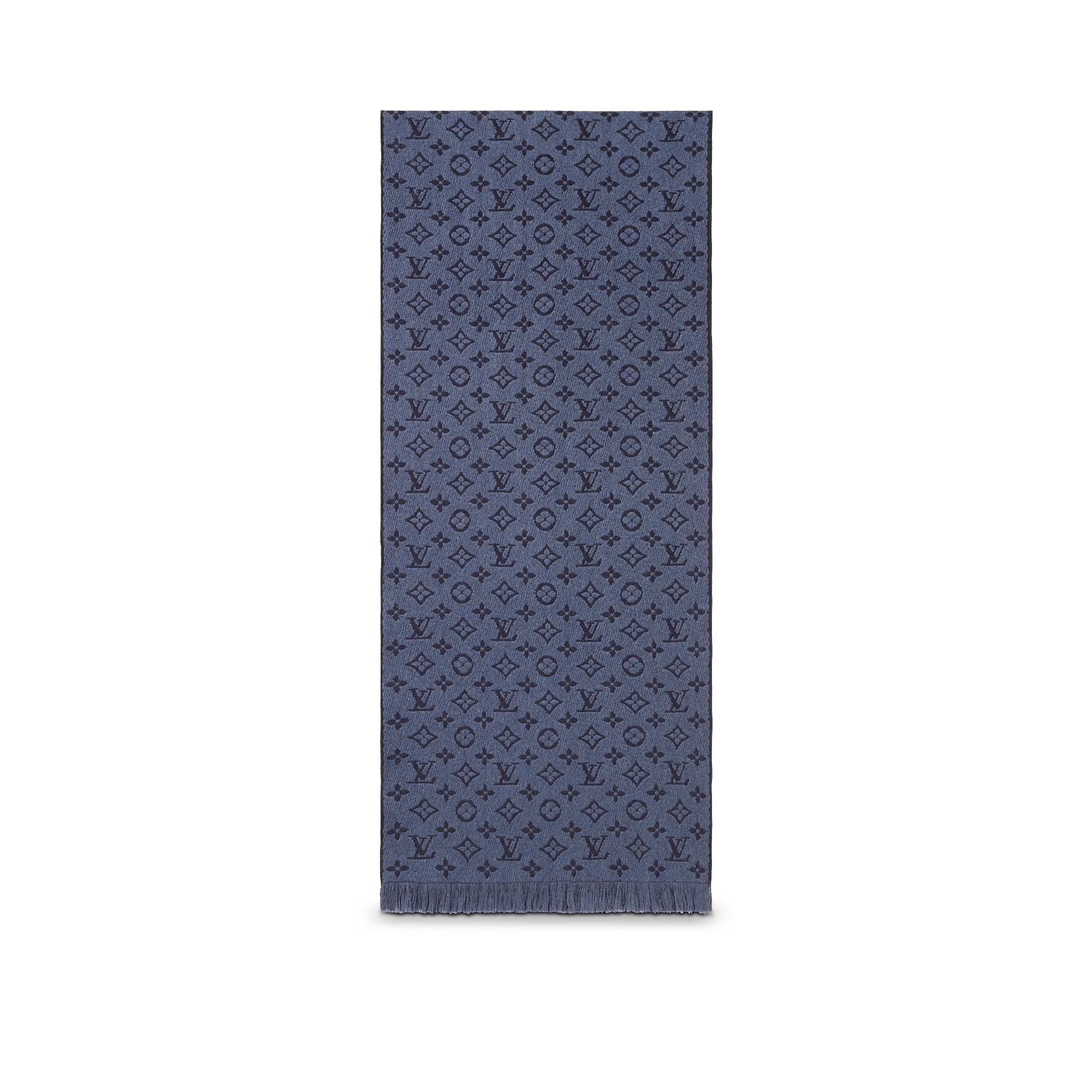 Monogram Classic scarf S00 in Men