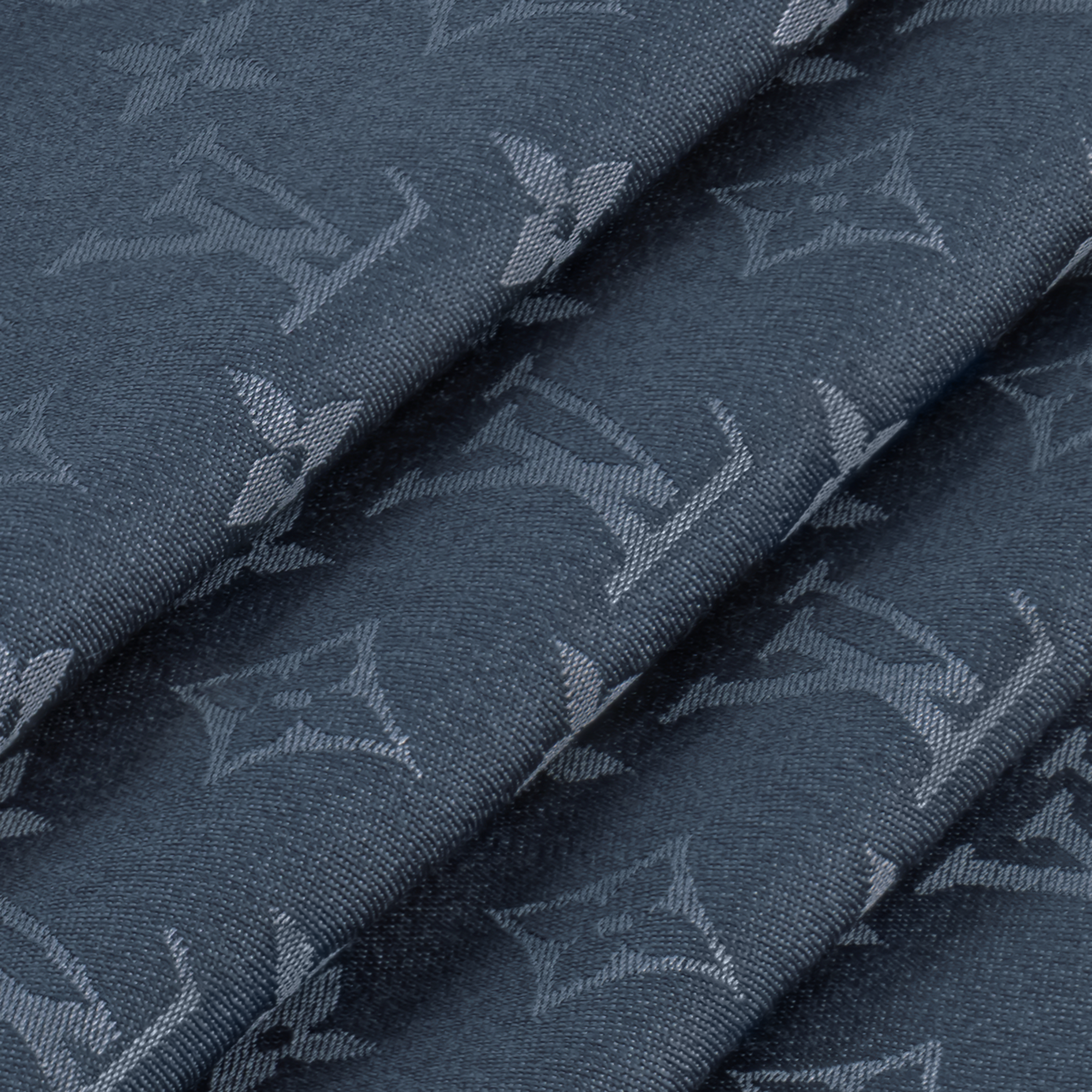 Monogram Classic Shawl S00 in Women