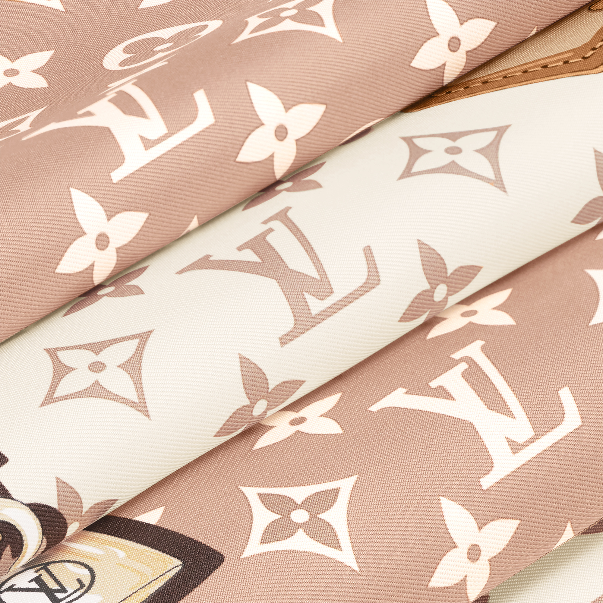 Monogram Confidential Square 90 S00 in Women