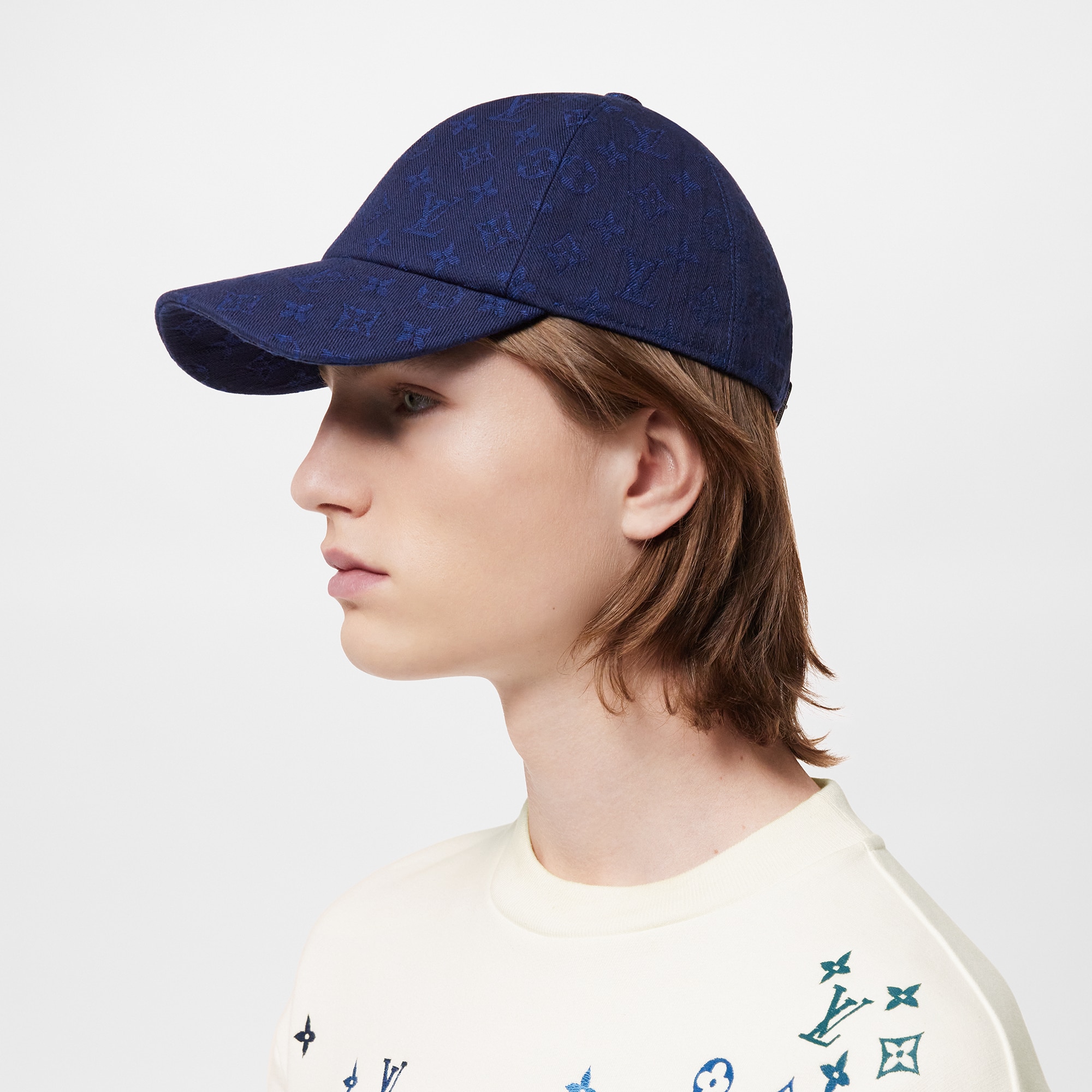 Monogram Essential Cap S00 in Men
