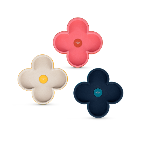 Monogram Flower Trinket Bowl S00 in Trunks, Travel and Home's Highlights Art of Living Campaign collections by Louis Vuitton (Product zoom)