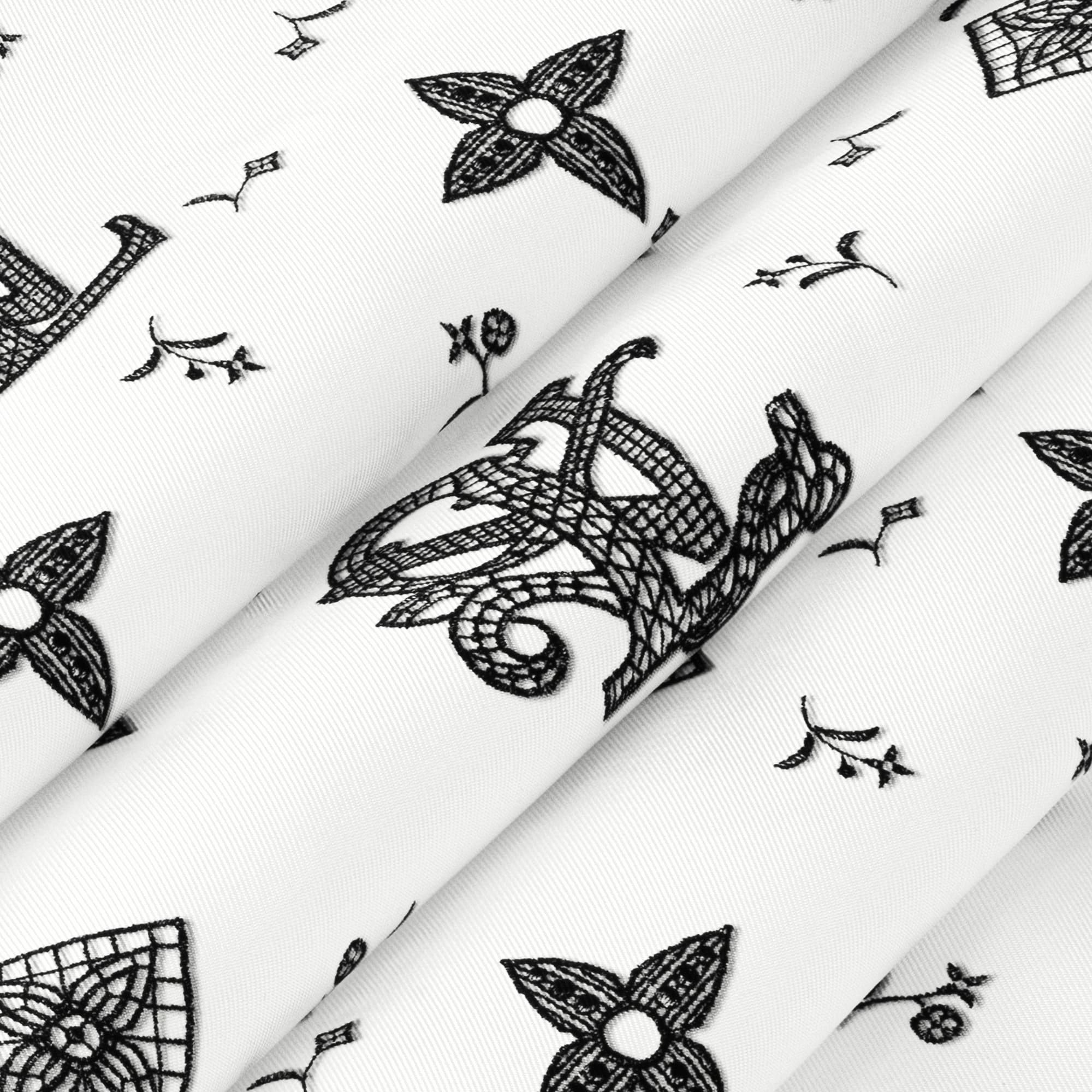 Monogram Romance Square 70 S00 in Women